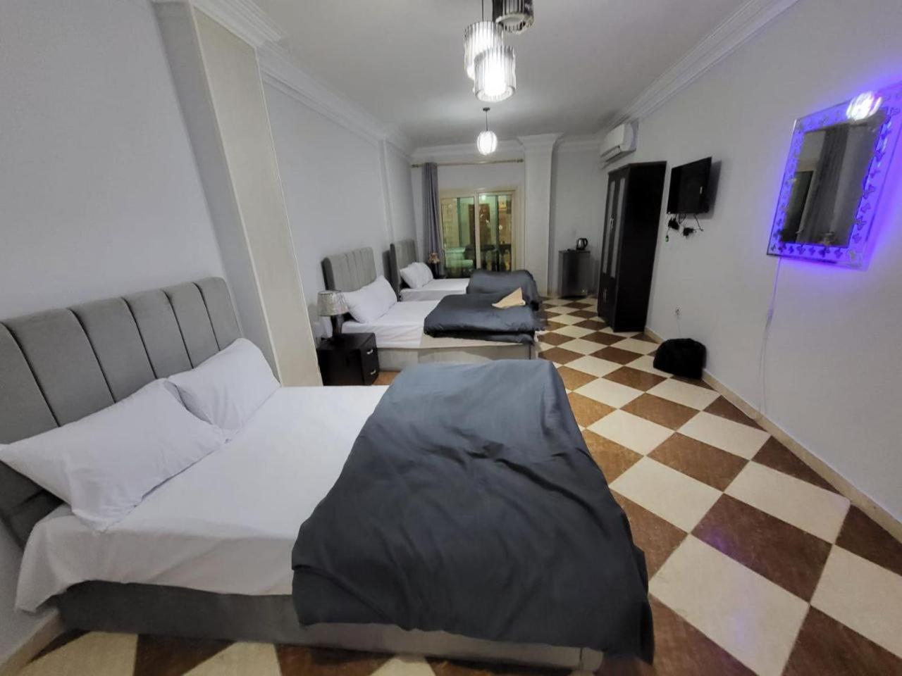 Pyramid Stars Inn Nazlet el-Sîsi 外观 照片