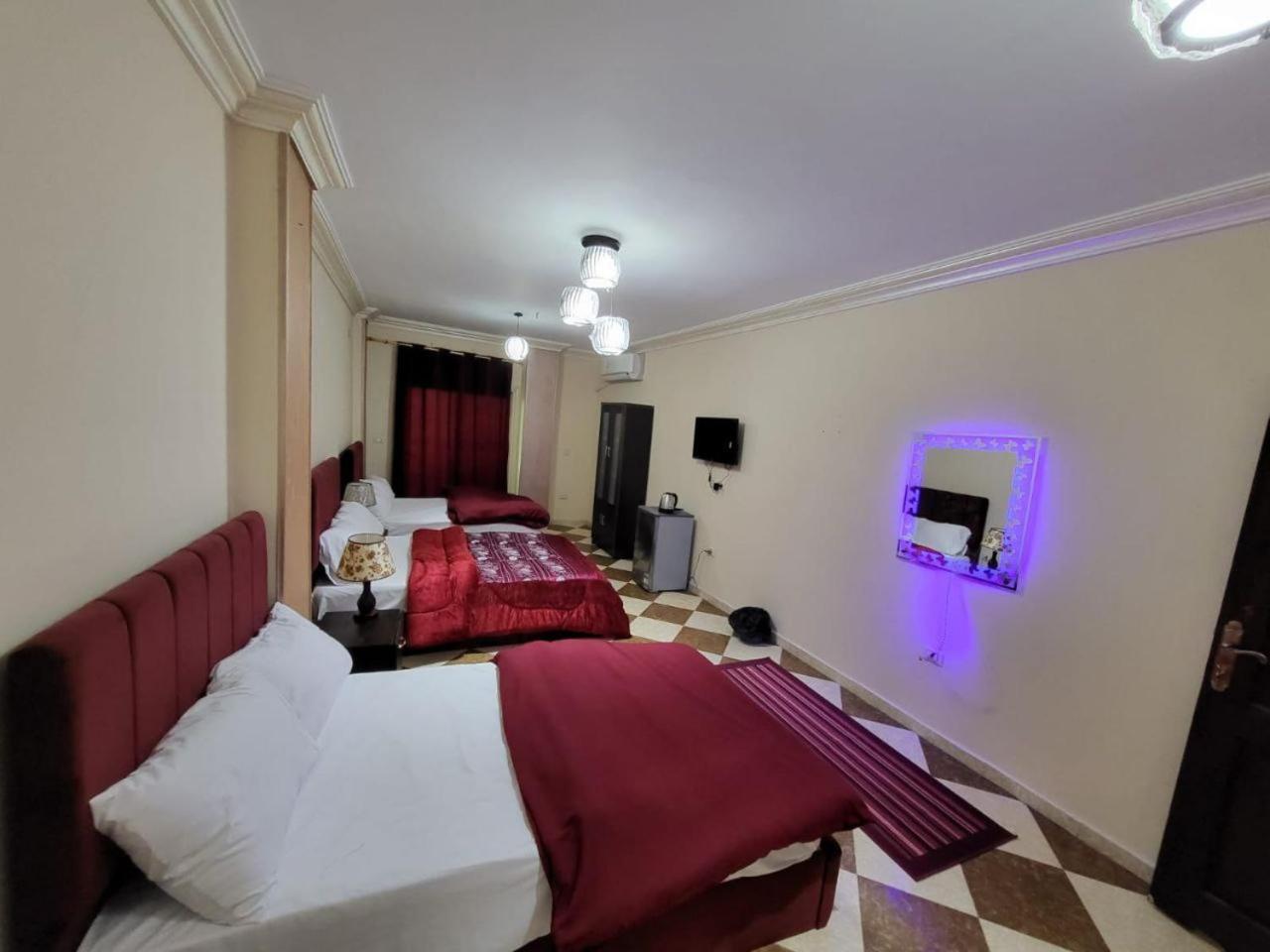 Pyramid Stars Inn Nazlet el-Sîsi 外观 照片