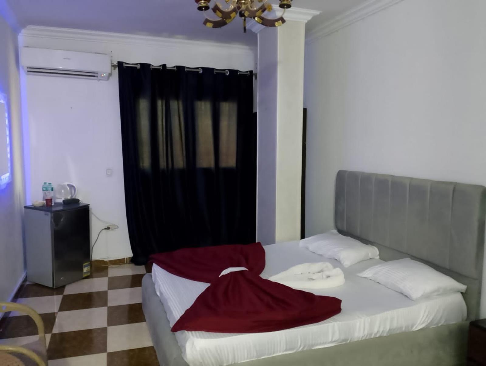 Pyramid Stars Inn Nazlet el-Sîsi 外观 照片