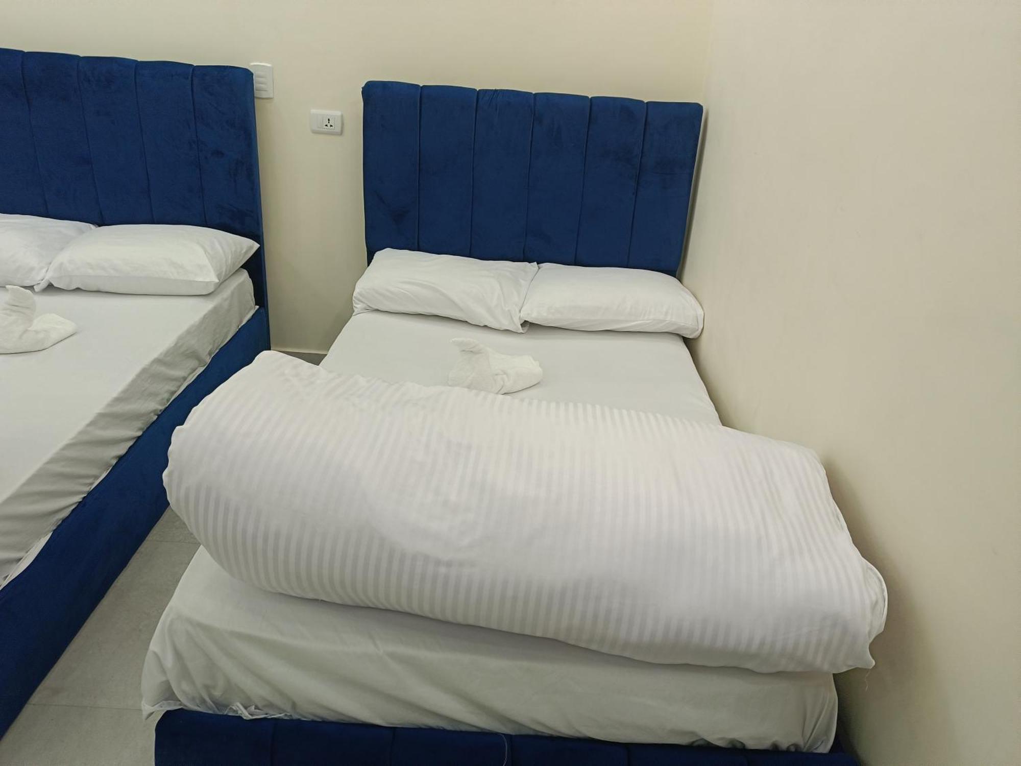 Pyramid Stars Inn Nazlet el-Sîsi 外观 照片